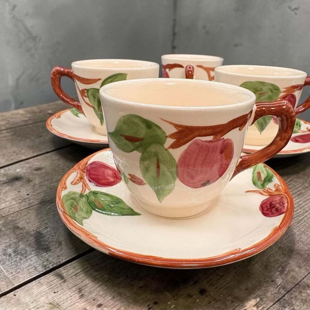 Franciscan Apple Pattern Tea Cup and Saucer Set of 4